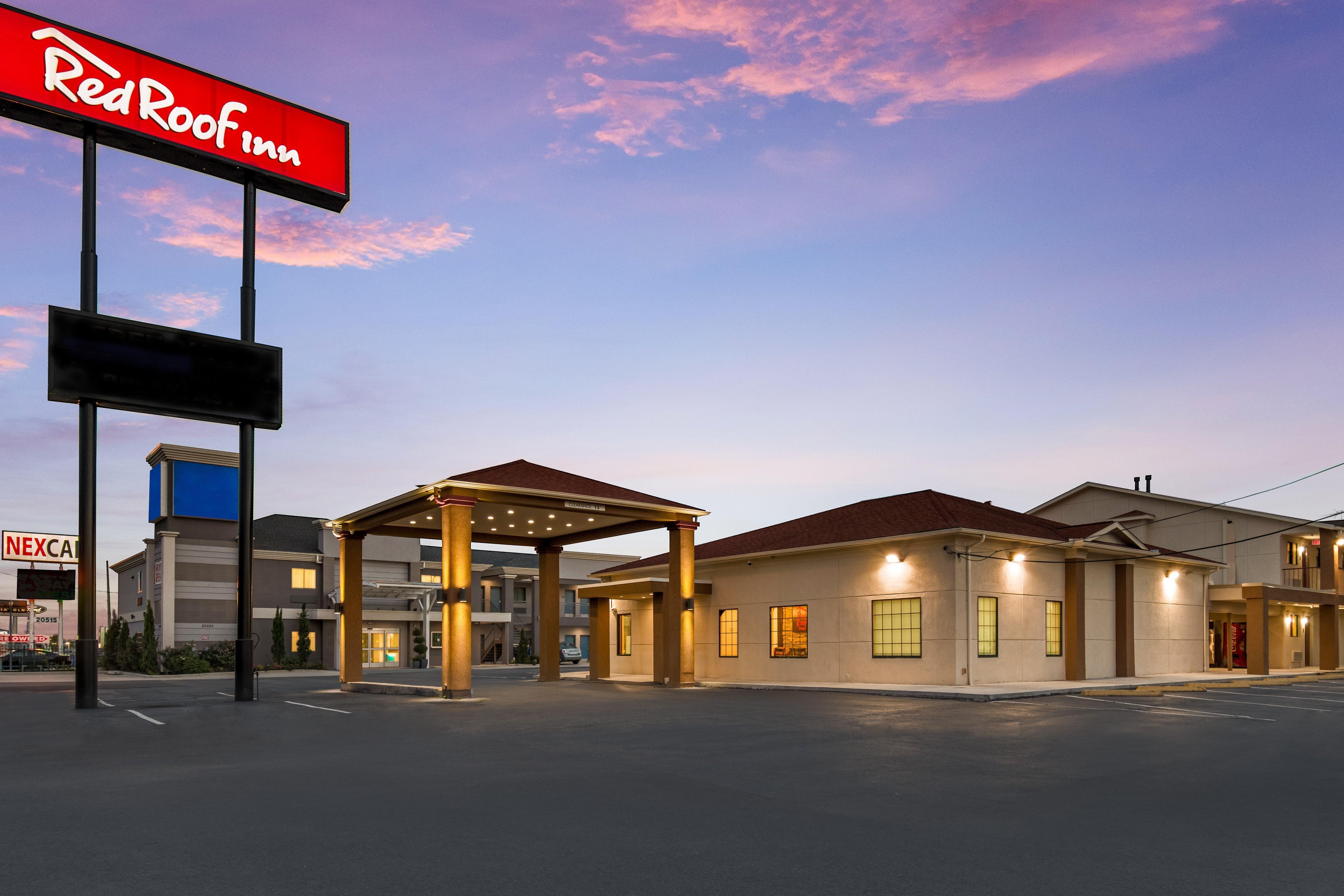 Red Roof Inn Houston - Spring North Eksteriør billede